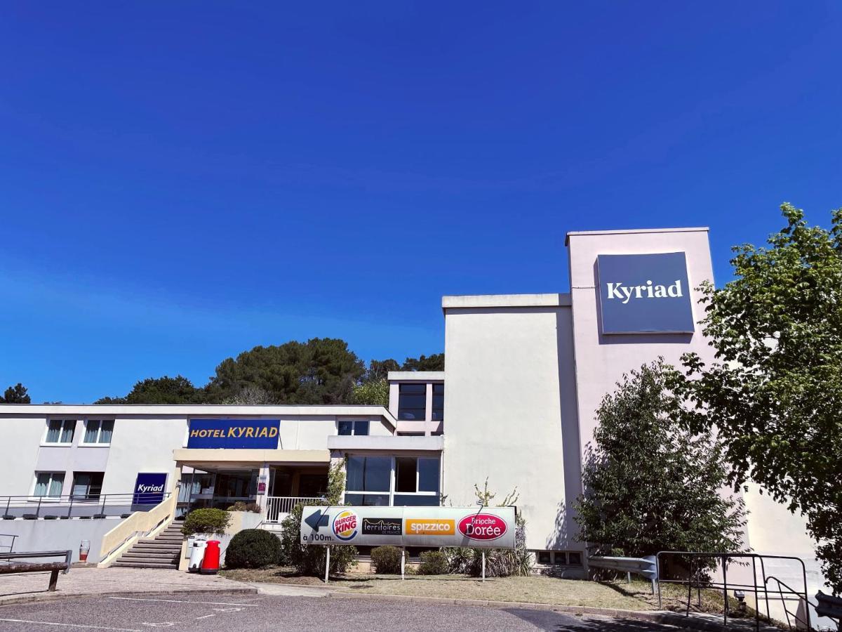 Kyriad Nemours Exteriör bild